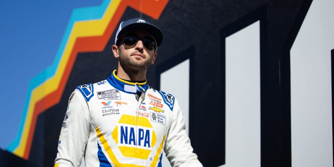 Chase Elliott Questions NASCAR’s Ability to Police OEM Teamwork Ahead of Daytona 500 and Warns NASCAR of Failure Against Race Manipulation