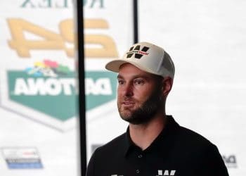 Shane van Gisbergen vs. The Madhouse: NASCAR’s Newcomer Takes on Bowman Gray’s Unrelenting Chaos