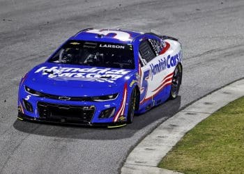 The “Kyle Larson Rule” Shakes Up NASCAR: Chase Elliott Backs Controversial Playoff Policy