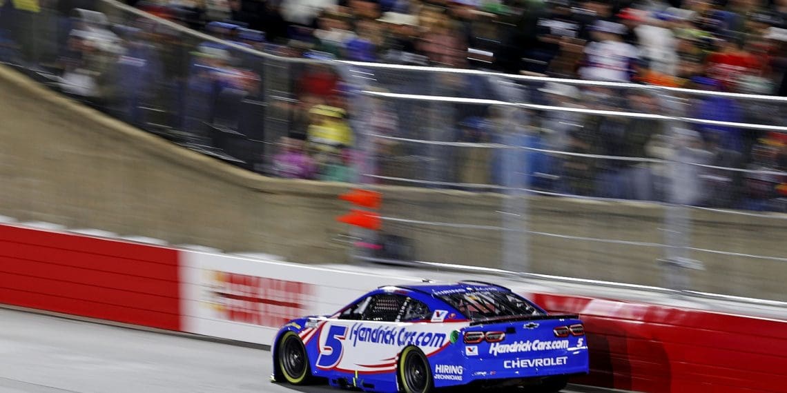 Has NASCAR Fandom Become Too Driver-Centric? Kyle Larson’s Early Exit Sparks Heated Debate at The Clash