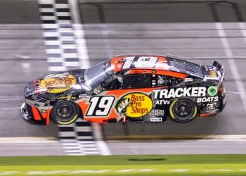 Chase Briscoe & Austin Cindric Secure Daytona 500 Front Row—Briscoe Delivers Historic First for Toyota
