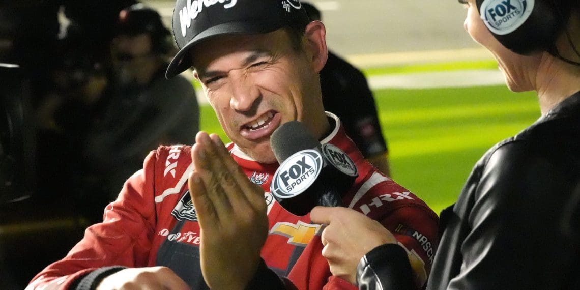 Helio Castroneves’ Daytona 500 Gamble: A Controversial Entry, A Steep Learning Curve, and a Shot at History