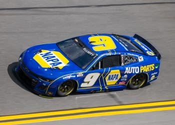 Clash at Bowman Gray: Chase Elliott’s Dominant Statement and Daytona 500 Implications