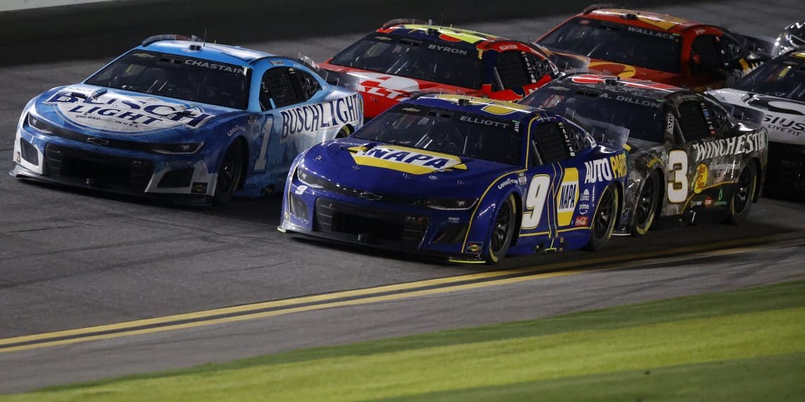 Dale Earnhardt Jr. Commends Chase Elliott’s Courageous Approval of Atlanta Speedway Reconfiguration