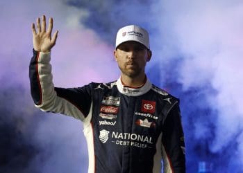 Denny Hamlin Unleashes on Daytona 500 Chaos: „The Art of Superspeedway Racing Is Dead“