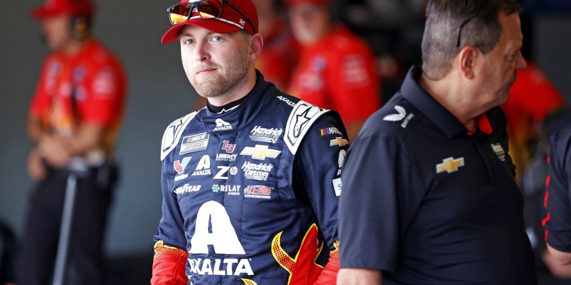 NASCAR Star William Byron Quashes Sabrina Carpenter Dating Rumors: The Truth Behind the Social Media Frenzy