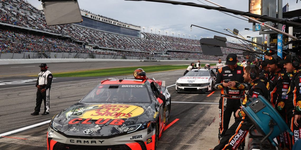 Joe Gibbs Racing President Challenges NASCAR’s $100,000 Penalty Amid Accusations of Unfair Modifications