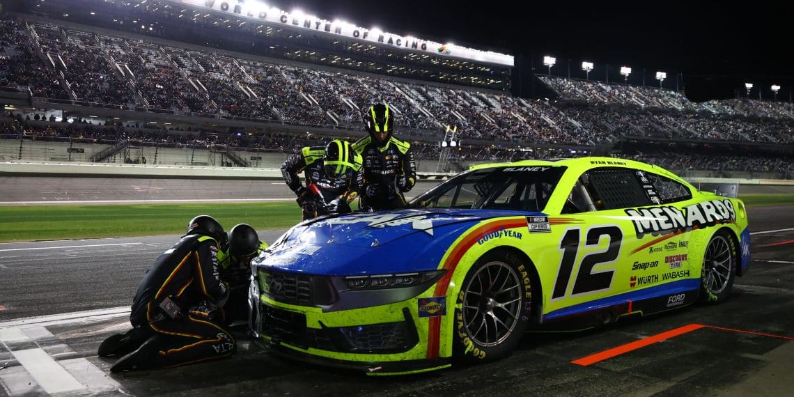Ryan Blaney Defies Weather Woes, Eyeing Victory at Atlanta Motor Speedway: A Penske Power Showcase