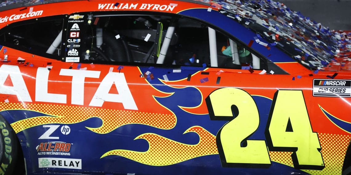 Daytona 500 Drama: Jeff Gordon and William Byron Criticize Joey Logano’s Controversial Moves