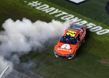 William Byron Tipped by Kevin Harvick to Clinch COTA Cup Race After Daytona Triumph