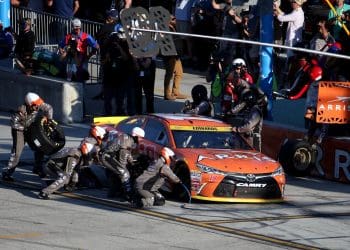 Carl Edwards’ Humble Beginnings: The Business Card That Changed His NASCAR Career