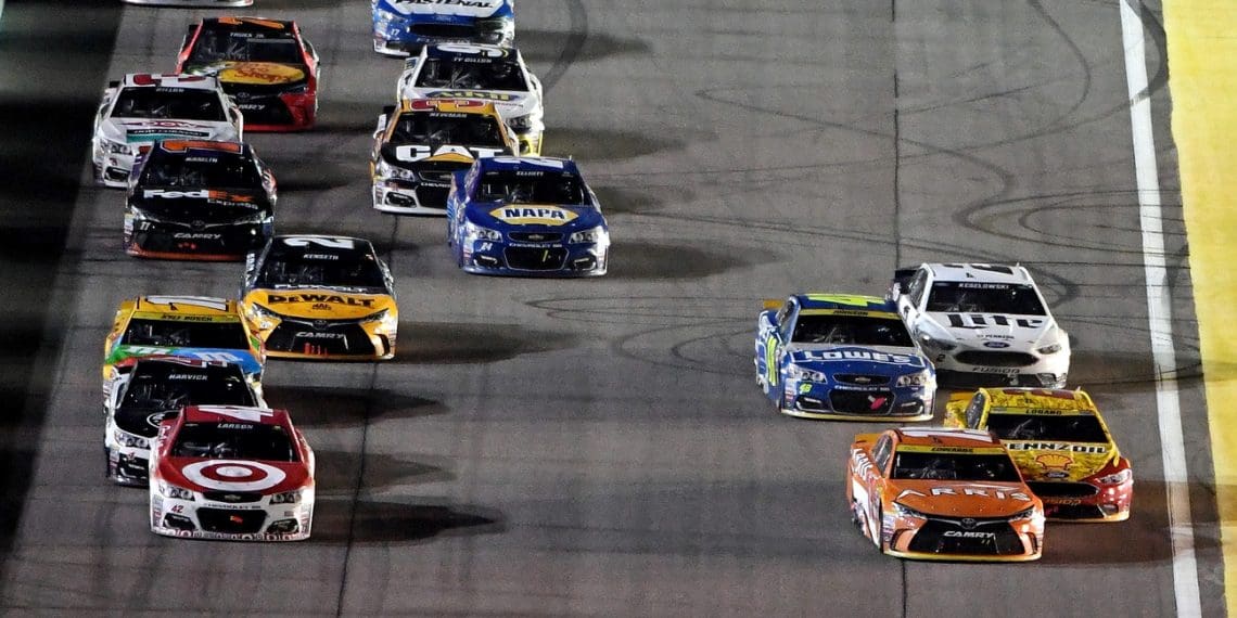 Carl Edwards’ Humble Beginnings: The Business Card That Changed His NASCAR Career