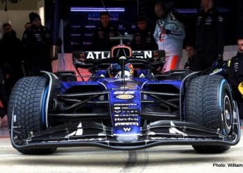 Carlos Sainz Takes the Wheel of Williams FW47 for First Run at Silverstone: «Everything went fine with Williams FW47 shakedown»