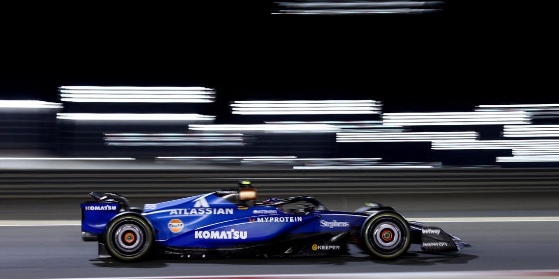 Sainz Cools Down Expectations for Williams‘ Performance in 2025 F1 Season