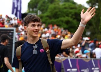 Rookie F1 Driver Oliver Bearman Jokes about ‚Having Enough‘ of Lewis Hamilton After 2024 Races