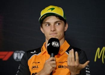 Revival of Iconic Track Walk at 2025 Australian GP Fuels Excitement for Piastri’s Home Race Debut