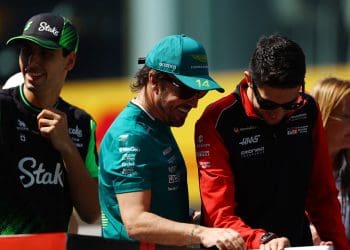 F1 Champions Debate: Alonso Warns Against V10 Return as Hamilton and Verstappen Reminisce Over Engine Roar