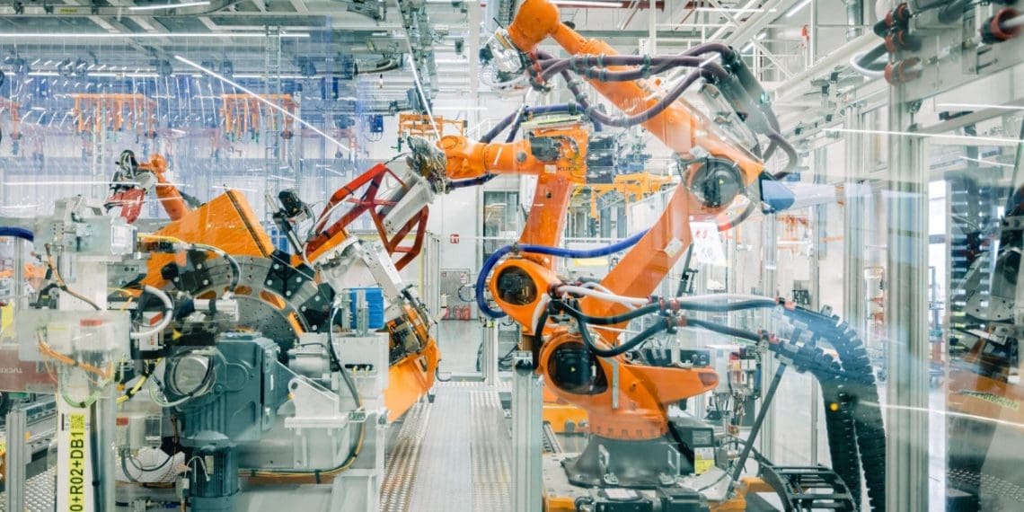 Audi revoluciona produção com controladores lógicos programáveis virtuais