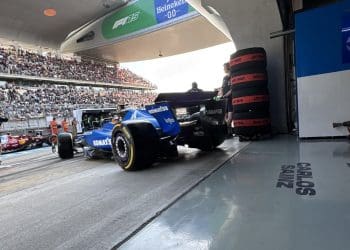 Carlos Sainz Struggles to Adapt to Williams F1 Car Following Disappointing Chinese Grand Prix Performance