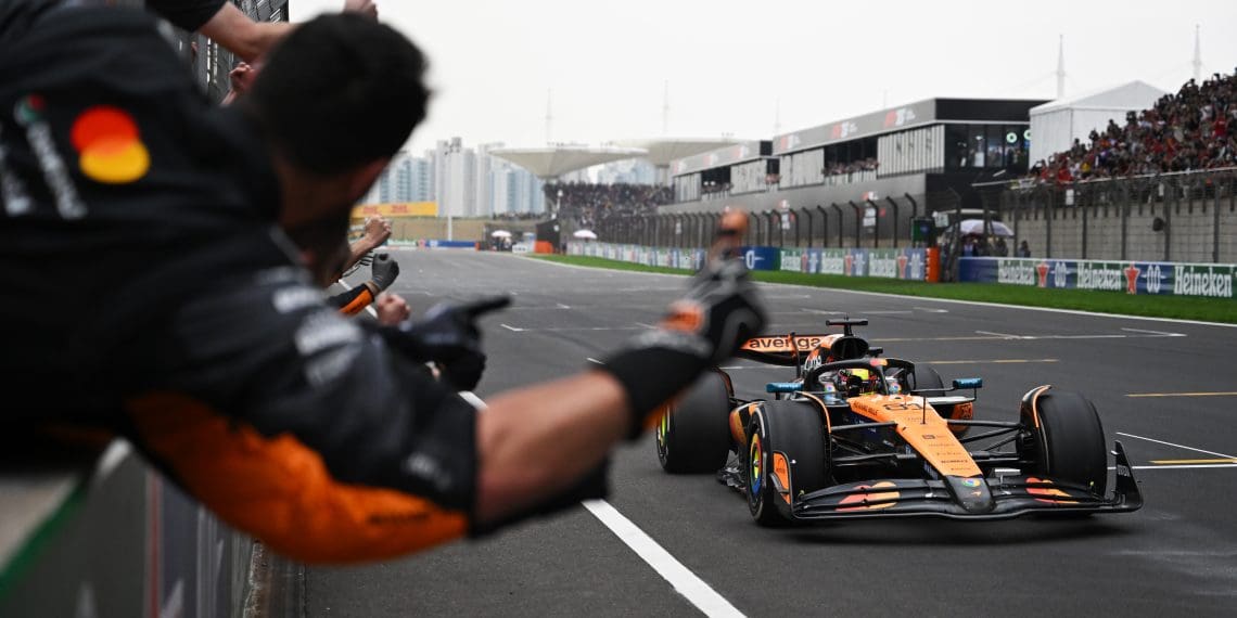Victory for Piastri at F1 Chinese Grand Prix: Overcoming Tyre Challenges and Leading McLaren to 1-2 Finish