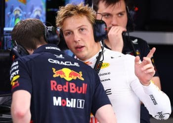Rookie F1 Racer Liam Lawson Shuns Comparisons with Verstappen: «You Are Just Stupid»