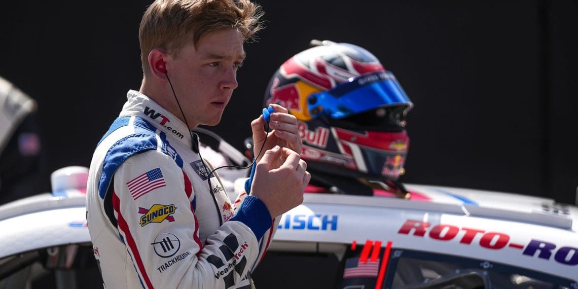 Rising NASCAR Star Connor Zilisch Rejects ‚Villain‘ Tag, Calls Out Hocevar’s Aggressive Tactics