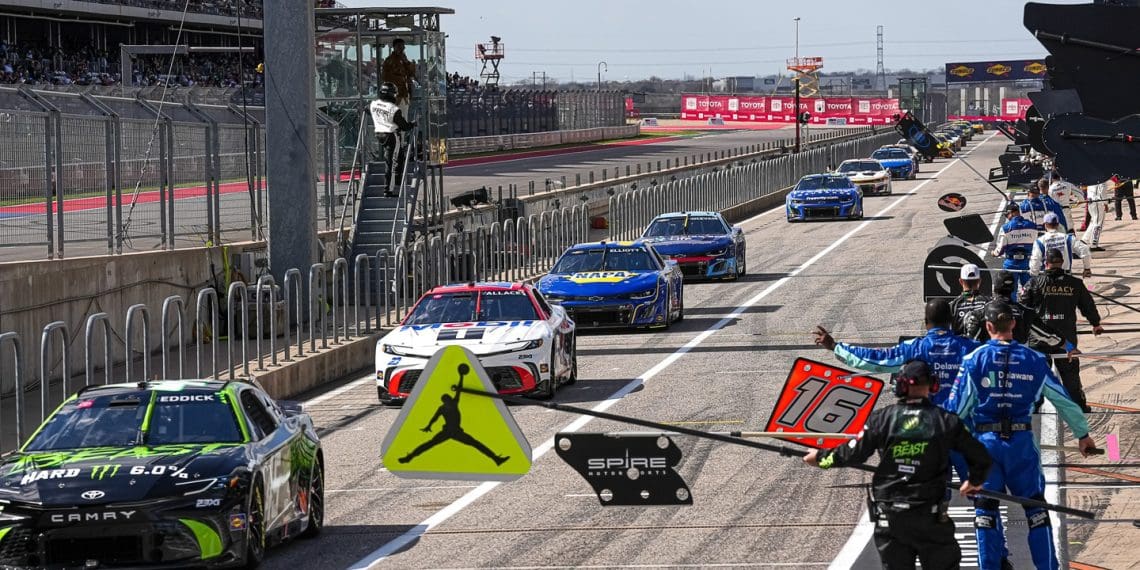 Revving Up for the Future: NASCAR Eyes Global Expansion and Hybrid Revolution Amidst Declining Viewership