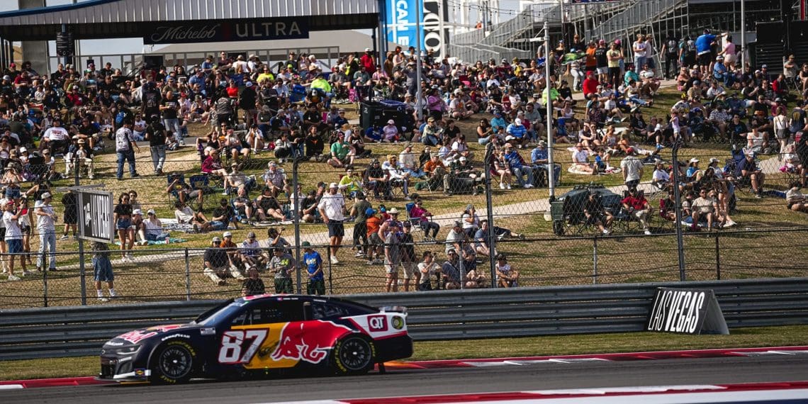 Young Star Connor Zilisch’s Promising but Abrupt NASCAR Cup Debut: A Sign of Future Triumphs?