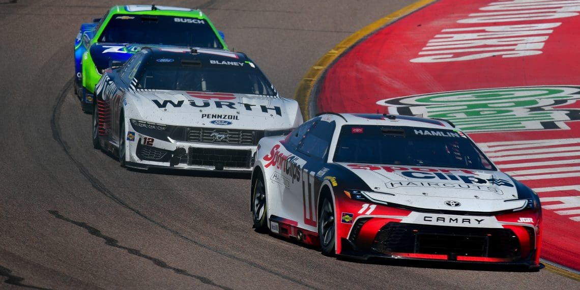 Denny Hamlin’s Competitive Spirit in Spotlight After Close Finish in Phoenix NASCAR Race