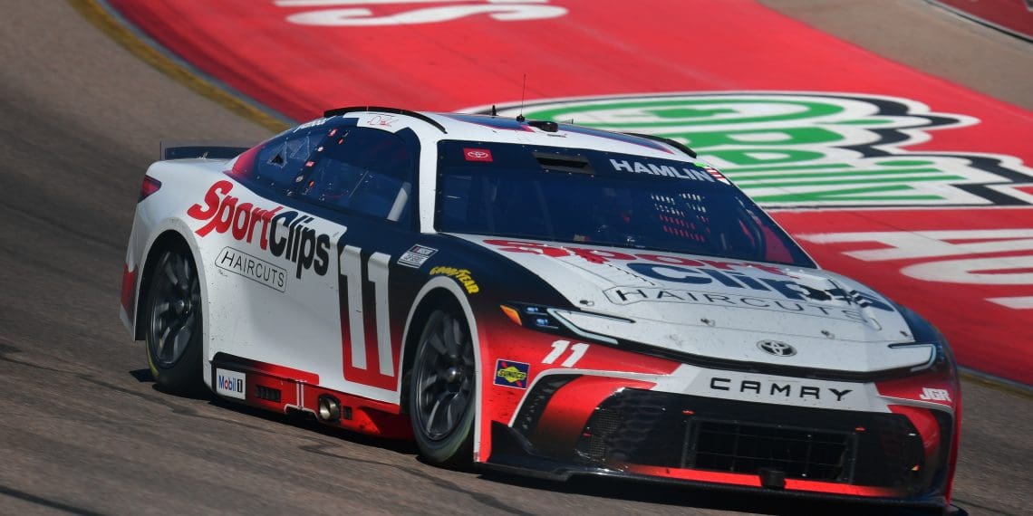 Denny Hamlin’s Mixed Emotions: Saluting Team’s Success Despite Personal Frustrations in Phoenix Raceway Nail-Biter