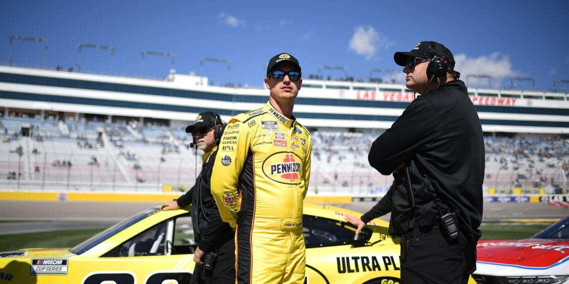 Unbowed Logano: Team Penske Still in the Championship Race Despite Early Setbacks