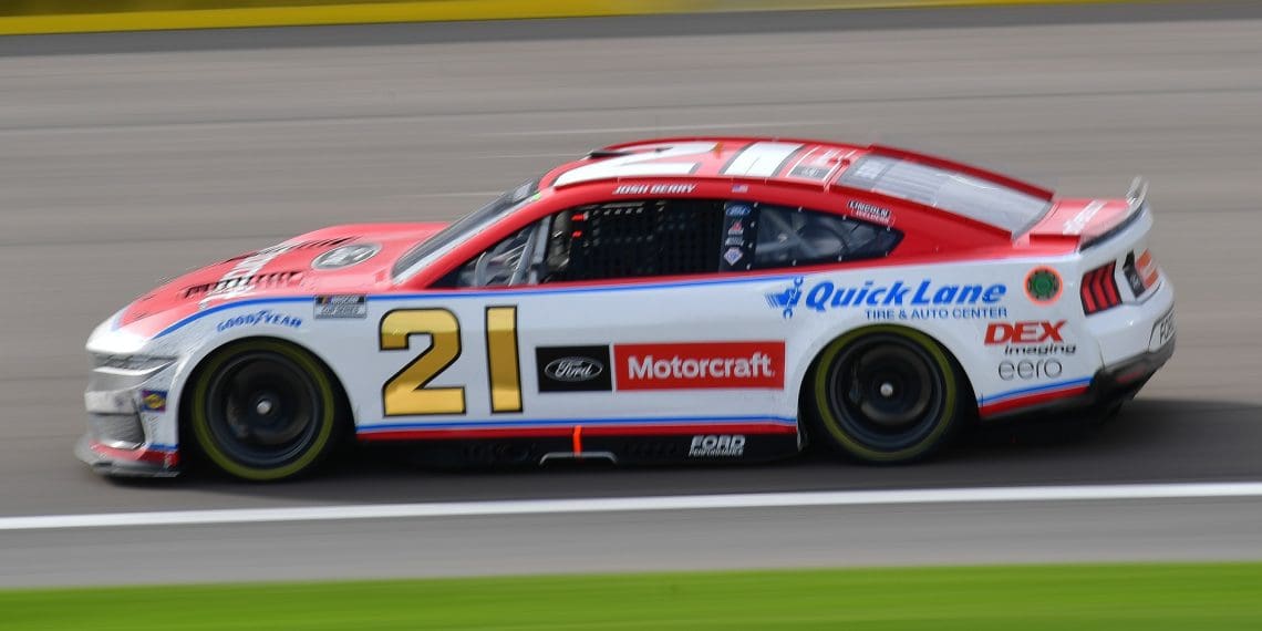 Josh Berry’s Strategic Victory: How a Skillful Gamble Led to Wood Brothers Racing’s Triumph in Las Vegas