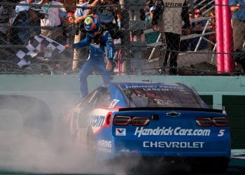 Kyle Larson Takes Aim at Tony Stewart’s NASCAR Legacy Following Near Sweep in Miami