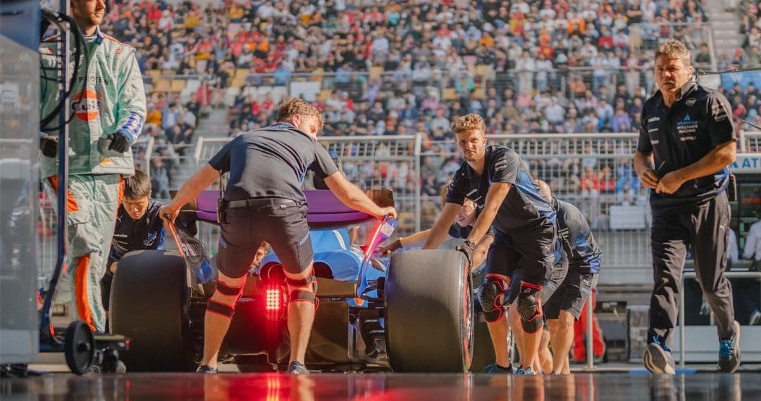 Carlos Sainz Stunned by Unprecedented F1 Challenges at Williams: A Racing Shockwave