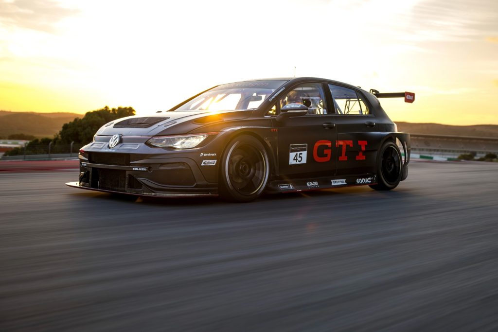 VW vai apresentar Golf GTi especial