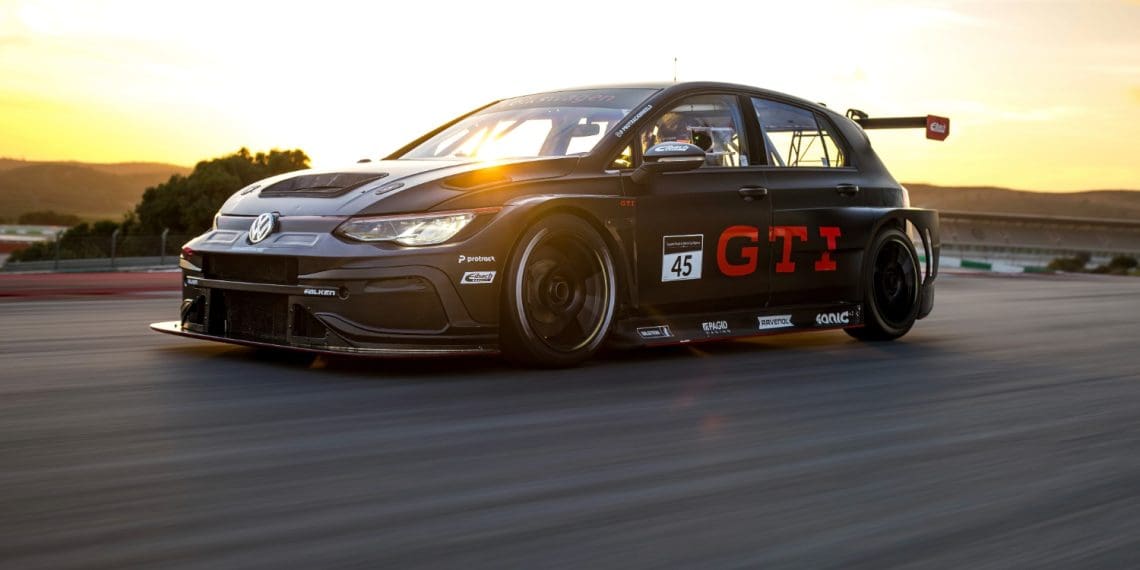 VW vai apresentar Golf GTi especial