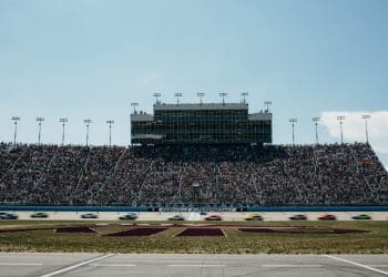 NASCAR’s Explosive Homecoming: Cracker Barrel 400 Revives Darrell Waltrip’s Iconic 10-Word Legacy