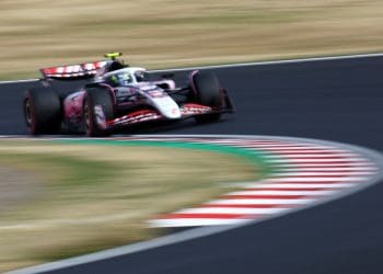 Phenomenal Rookie Oliver Bearman Shocks with Top 10 Finish in Japanese Grand Prix