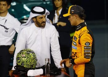 Norris Slammed for ‘Stupid Mistake’ as Piastri ‘Invisible’ in Bahrain Grand Prix