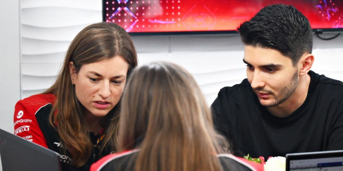 Revolutionary Woman Engineer in F1 Stuns Driver – Unbelievable Dedication Revealed!