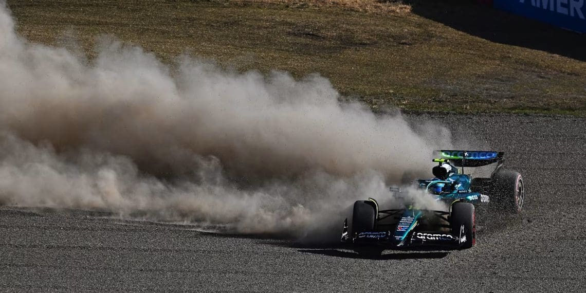 VIDEO – Fernando Alonso’s Car Stuck! Chaos Erupts at Japanese Grand Prix Practice!