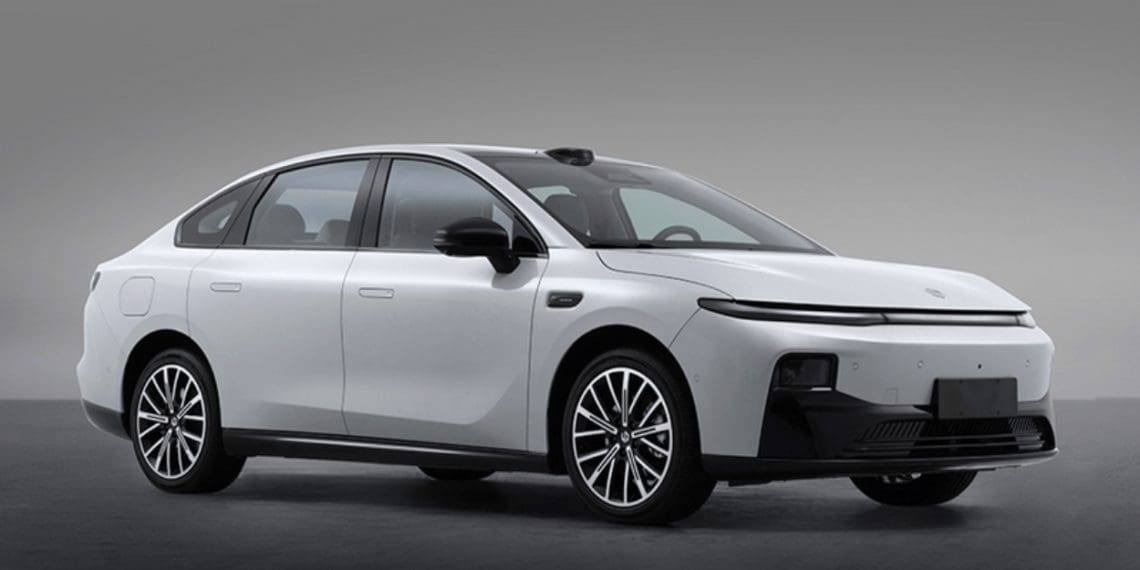 Leapmotor pronta para apresentar o primeiro sedan elétrico