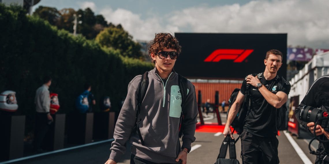 Andrea Antonelli Shatters Records: Outperforms Verstappen in F1 Grand Prix Debut