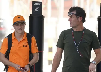 Mark Webber’s Mentorship Propels Oscar Piastri to Challenge Max Verstappen for F1 Title