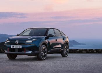 Novo Citroën C4 “Collection” 2025 chega com mais carácter, conforto e conectividade