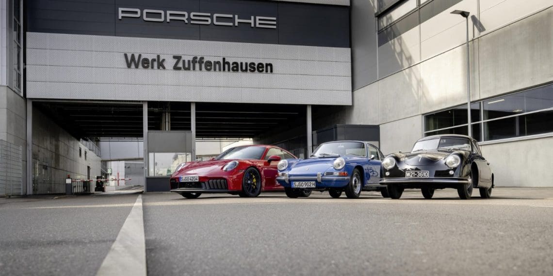 Porsche assinala 75 anos da produção de desportivos na fábrica de Zuffenhausen