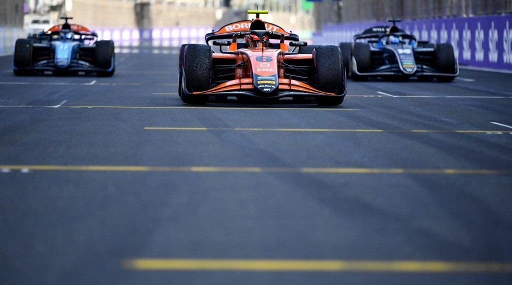 Dramatic Redemption: Verschoor’s Heroic Comeback to Victory in F2 Feature Race