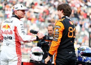 Verstappen’s Epic Pole Snatch Shocks McLaren: Japanese Grand Prix Qualifying Drama