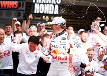 Verstappen’s Suzuka Pit Stop Drama: Slowdown Due to Backup Mechanics Creates Tension