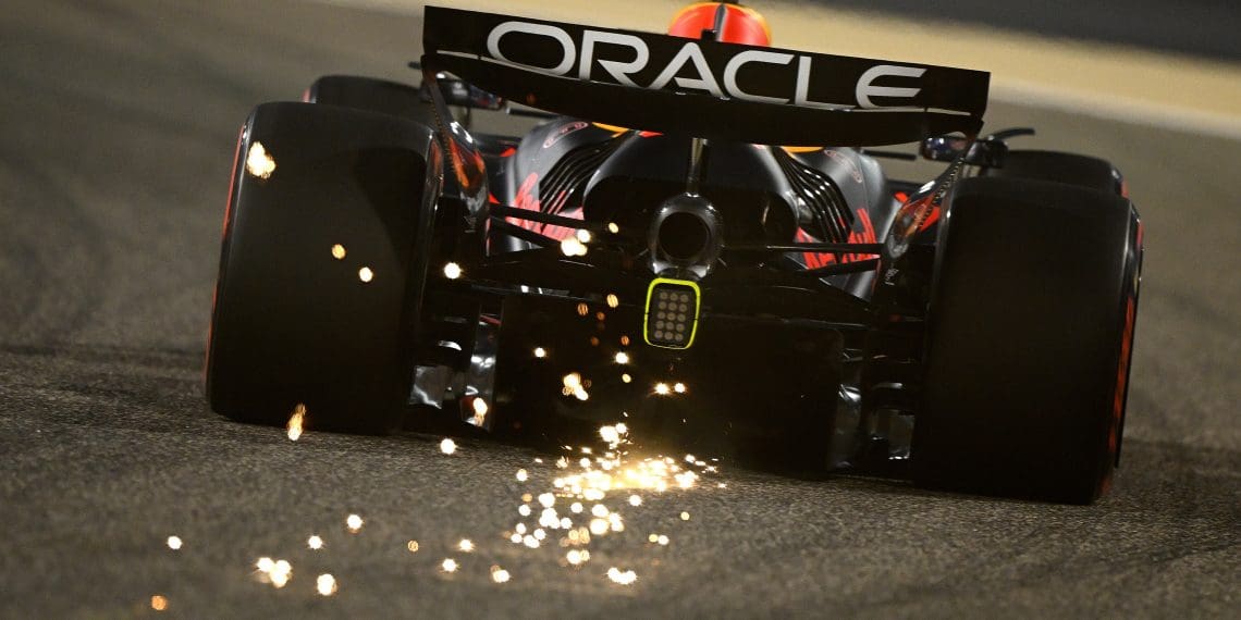 Verstappen’s Contract Crisis: Explosive Exit Clause Deadline Revealed During F1 Summer Break